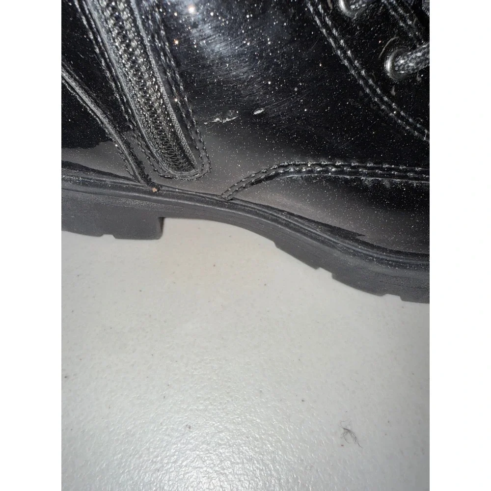 Old Navy Girls Black Glitter Patent Combat Boots 1 Side Zip Lug Sole Fall/Winter